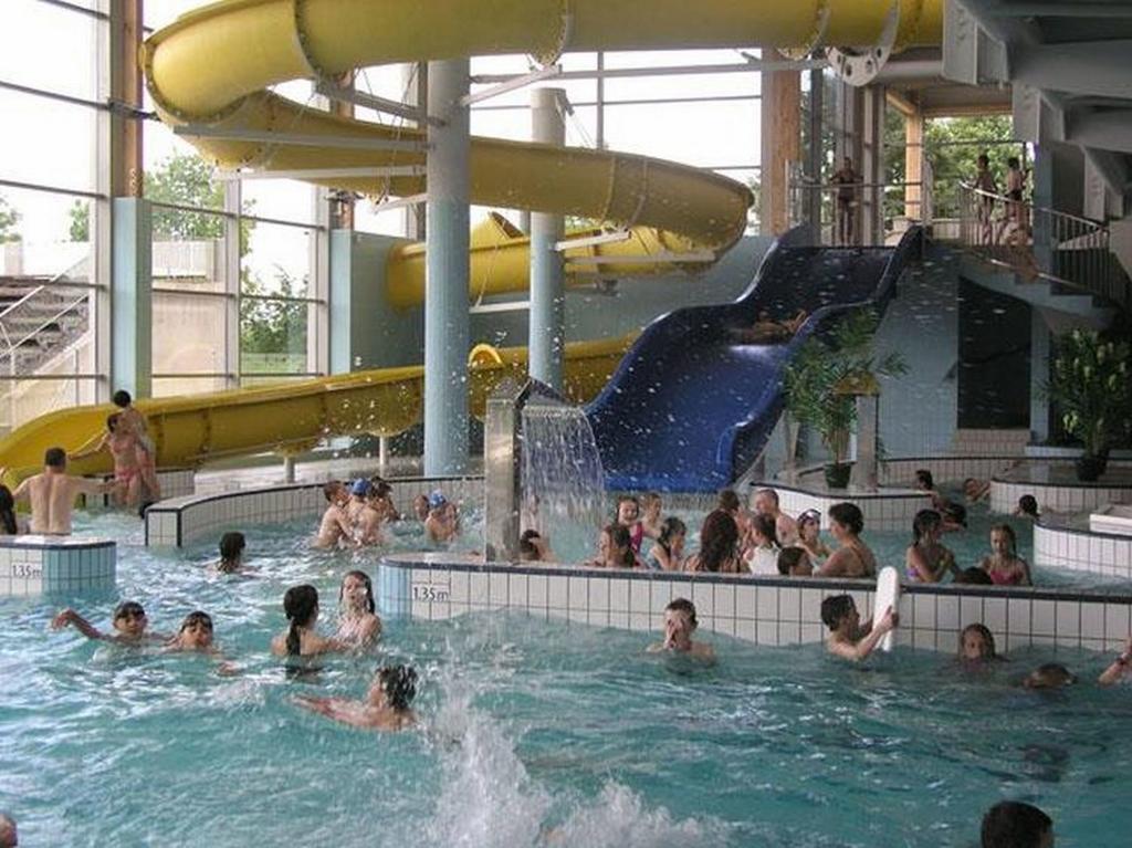 Hotel Accademia Ostrowiec Świętokrzyski Екстериор снимка